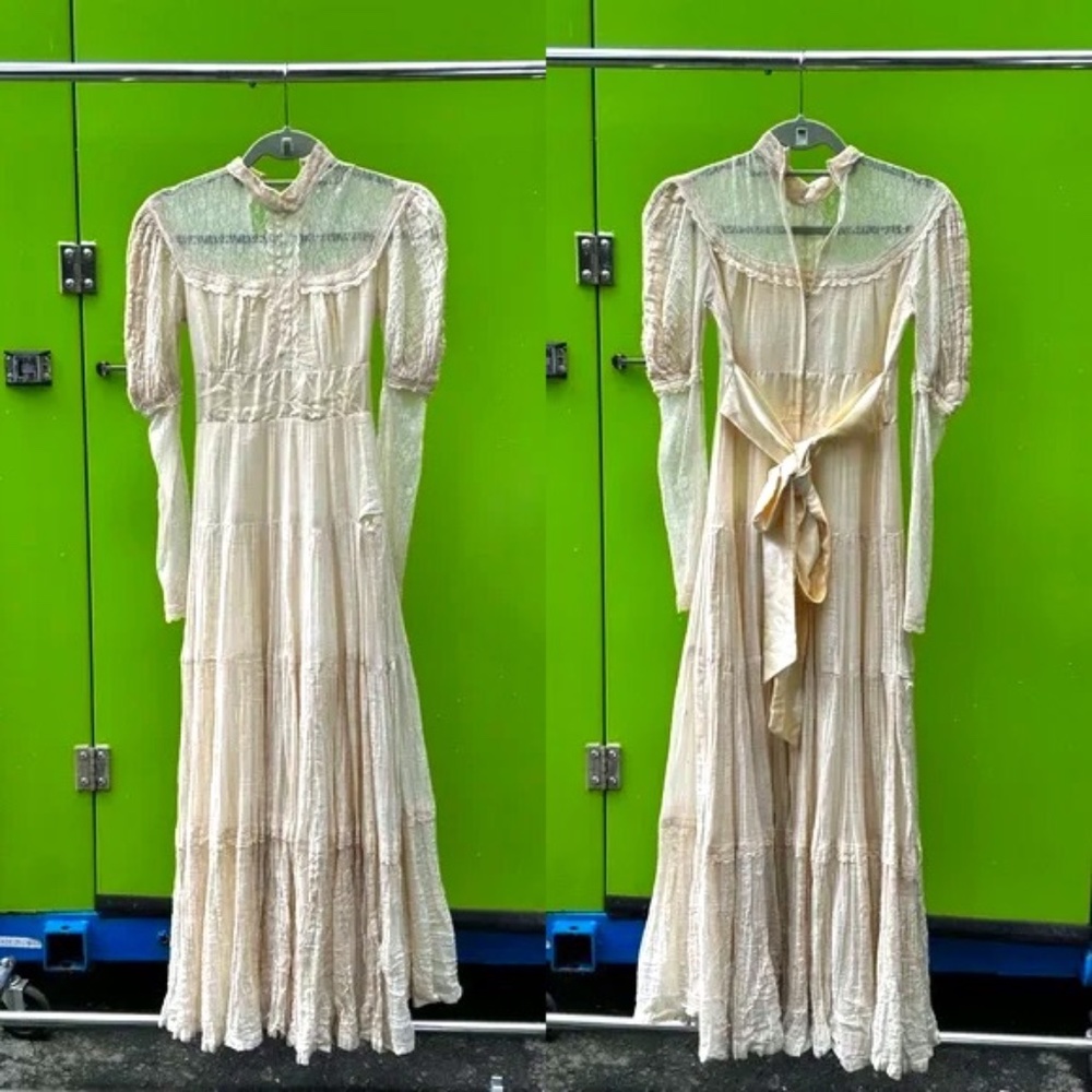 Vintage 70s Gunne Sax Cotton Gauze & Lace Maxi Dress